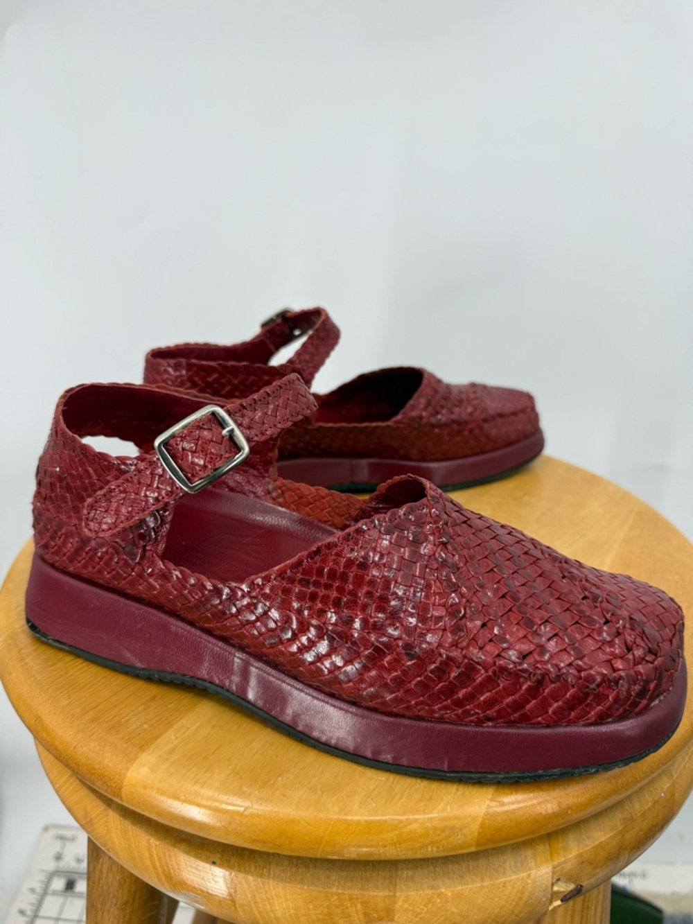 Pons Quintana Mary Jane vintage-style red woven leather shoe made in Spain 37/7